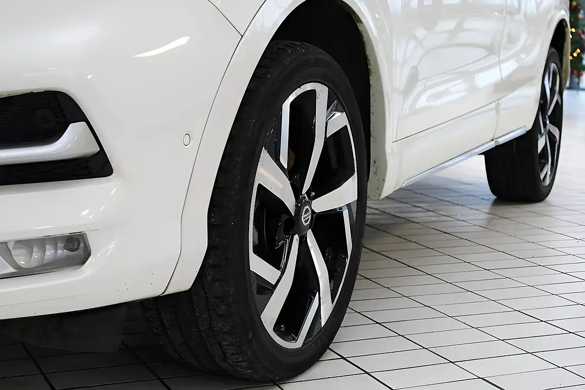 Used 2020 Nissan Qashqai Tekna+ Storm White - Interior and Exterior details 7