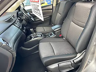 Used 2020 Nissan X-Trail N-Connecta Grey - Interior and Exterior details 12