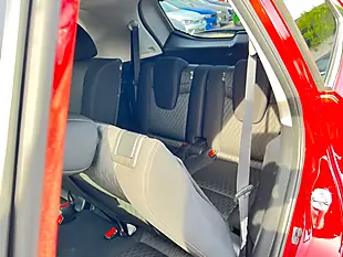 Used 2020 Nissan X-Trail N-Connecta Red - Interior and Exterior details 17