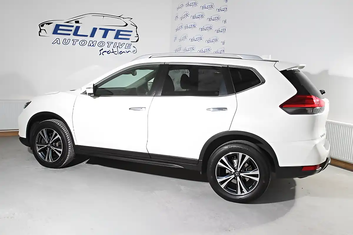 Used 2020 Nissan X-Trail N-Connecta Storm White - Interior and Exterior details 10