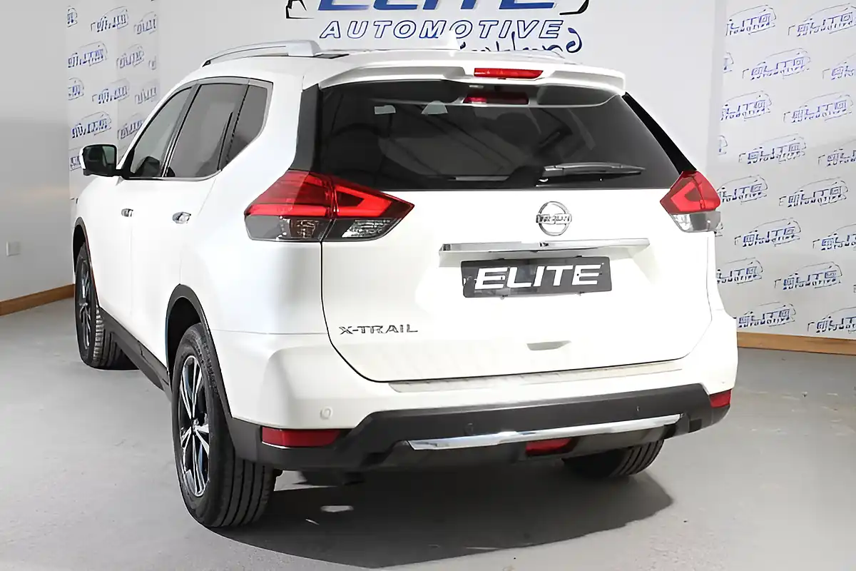Used 2020 Nissan X-Trail N-Connecta Storm White - Interior and Exterior details 12