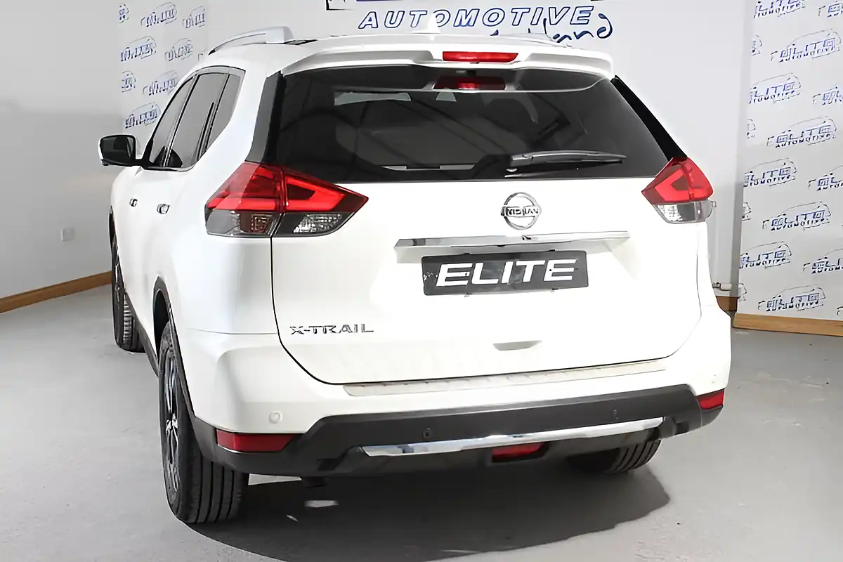 Used 2020 Nissan X-Trail N-Connecta Storm White - Interior and Exterior details 13