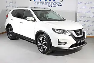 Used 2020 Nissan X-Trail N-Connecta Storm White - Interior and Exterior details 5