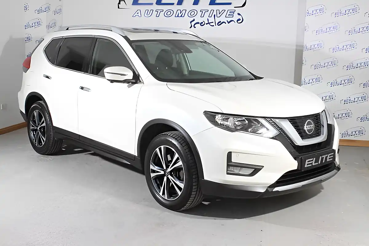 Used 2020 Nissan X-Trail N-Connecta Storm White - Interior and Exterior details 5