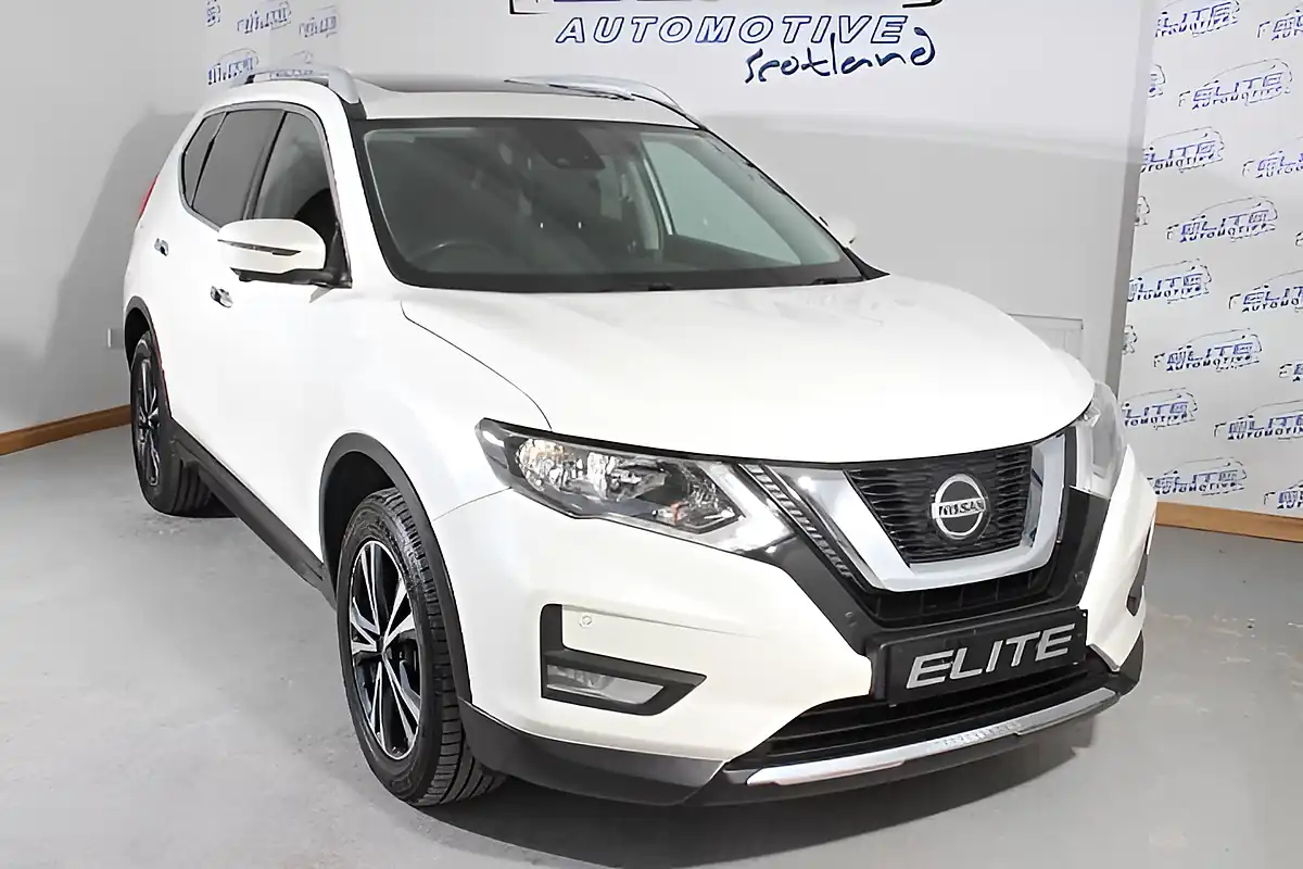 Used 2020 Nissan X-Trail N-Connecta Storm White - Interior and Exterior details 7