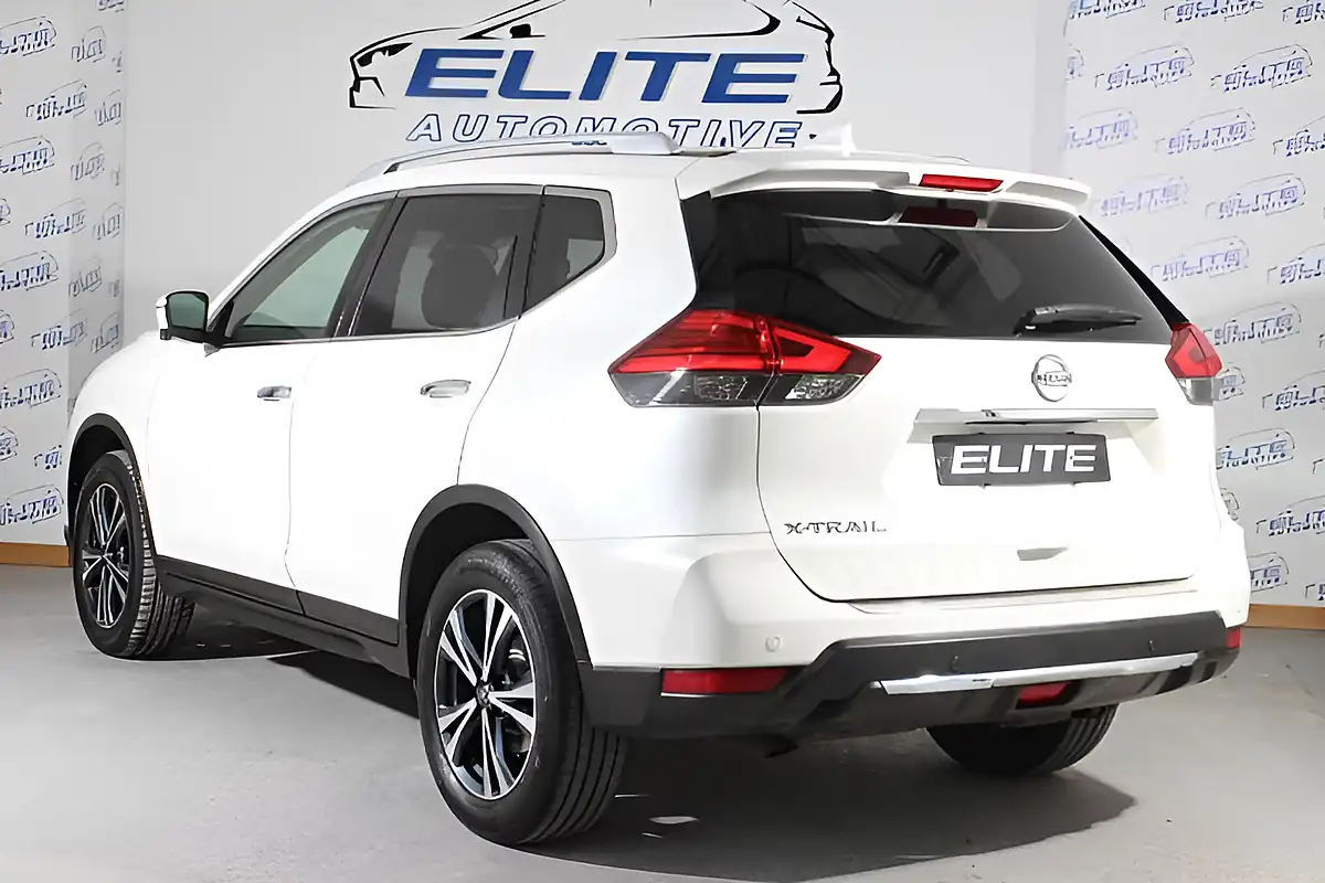 Used 2020 Nissan X-Trail N-Connecta Storm White - Interior and Exterior details 9