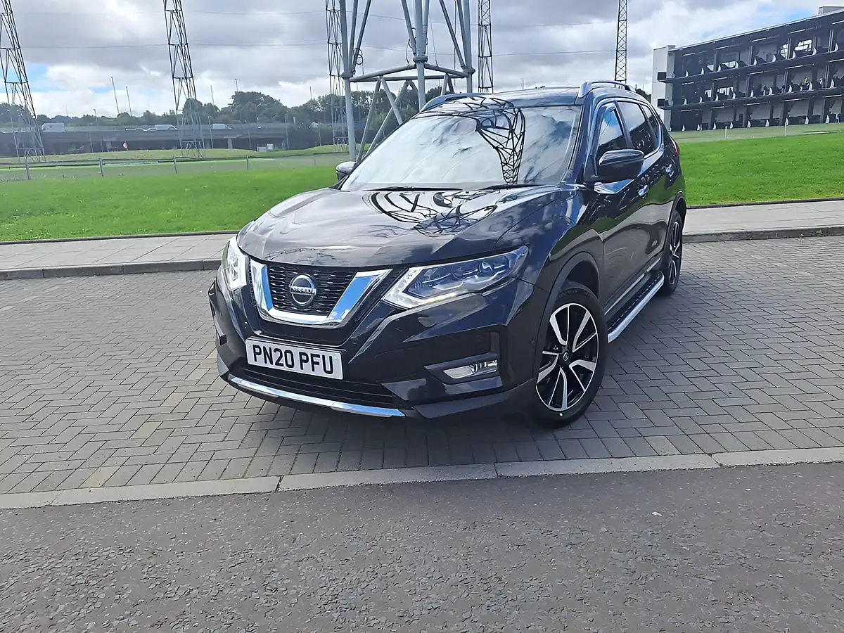 Used 2020 Nissan X-Trail Tekna Black - Interior and Exterior details 12