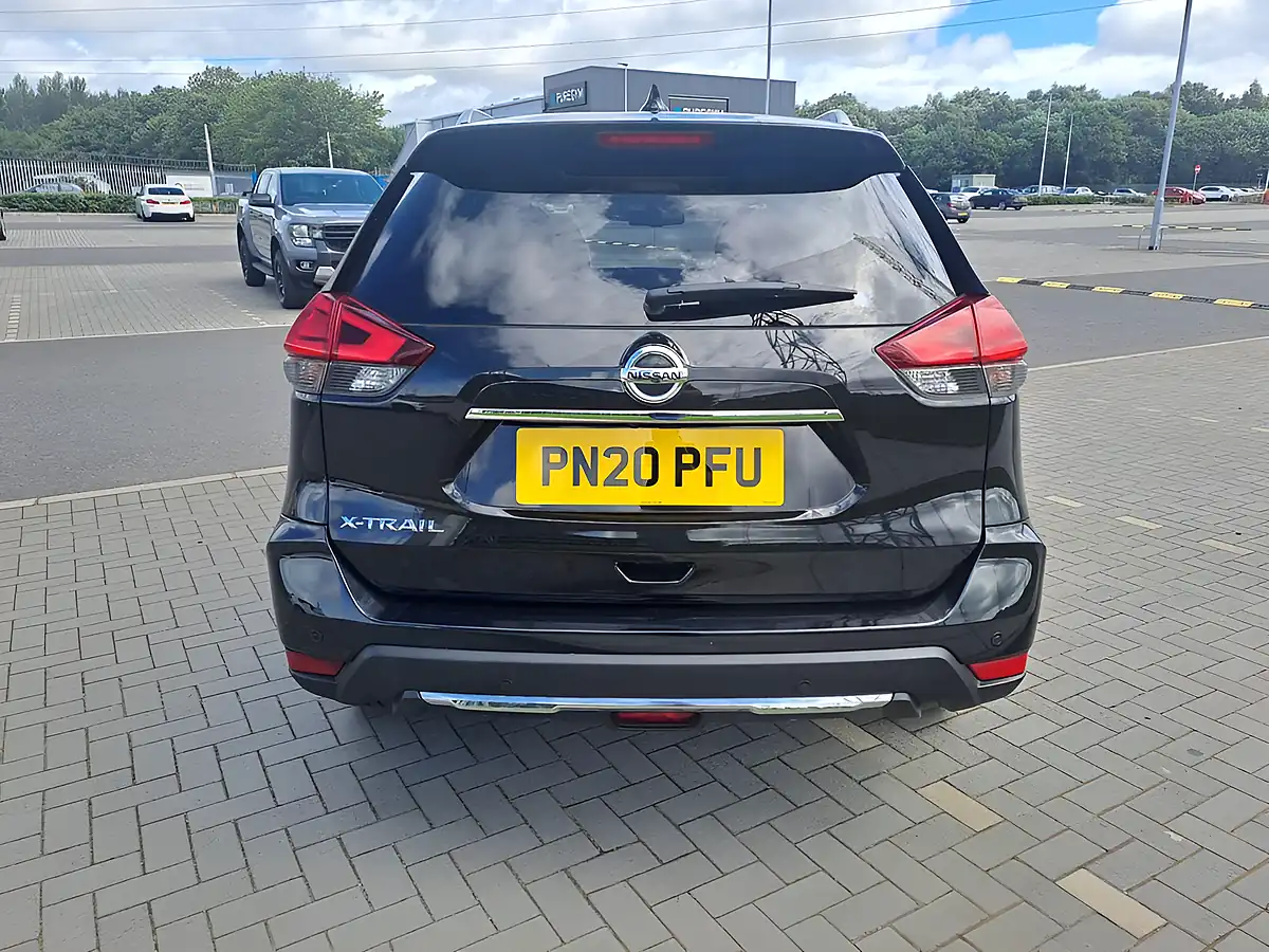 Used 2020 Nissan X-Trail Tekna Black - Interior and Exterior details 18