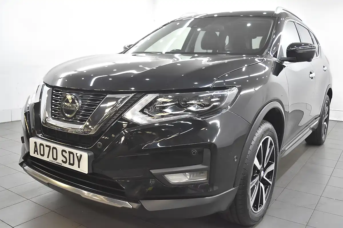 Used 2020 Nissan X-Trail Tekna Black - Interior and Exterior details 17