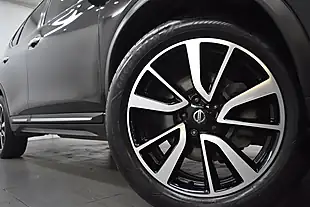 Used 2020 Nissan X-Trail Tekna Black - Interior and Exterior details 18