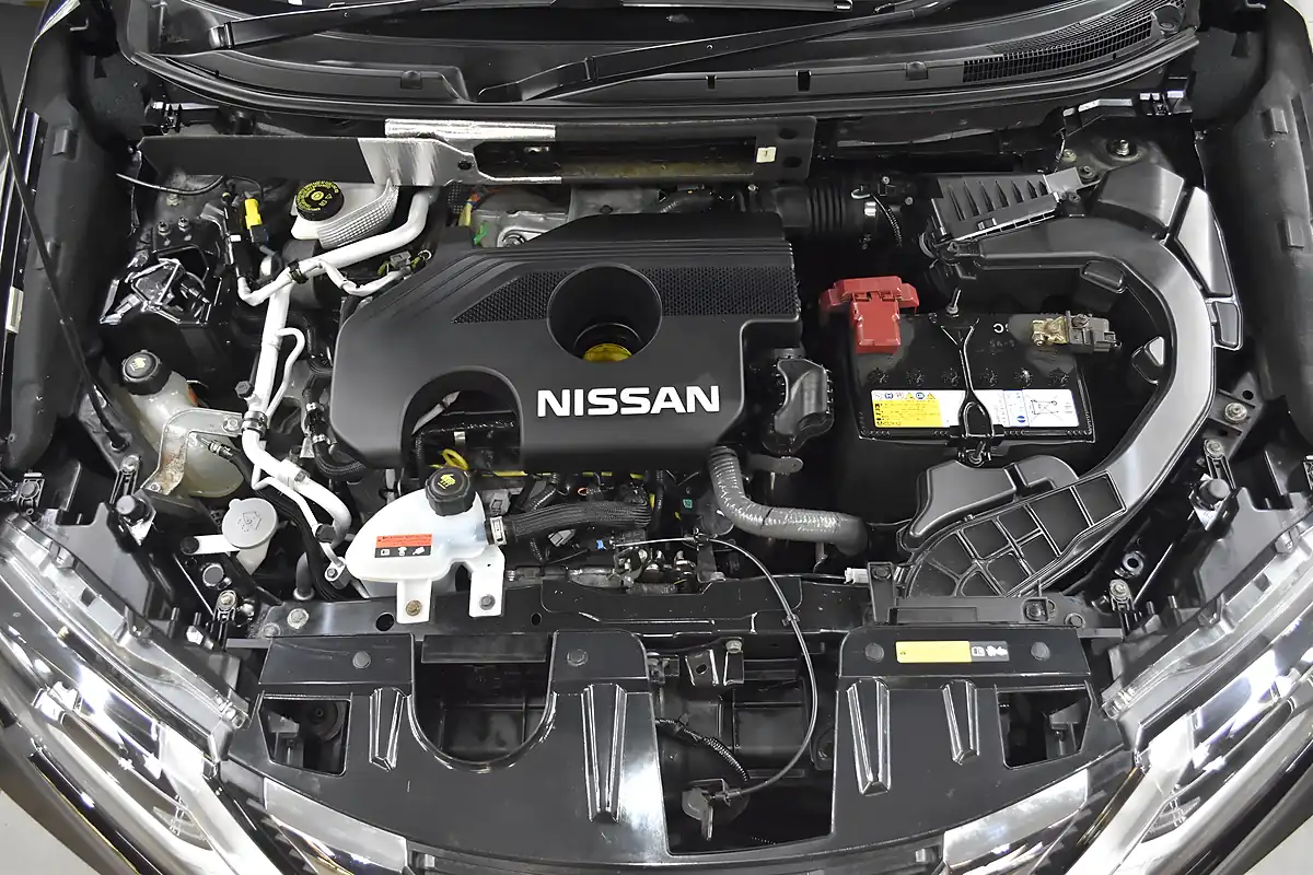 Used 2020 Nissan X-Trail Tekna Black - Interior and Exterior details 4