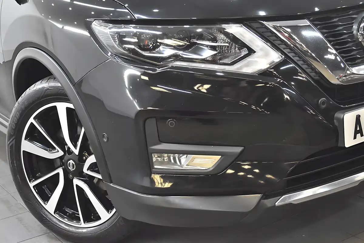 Used 2020 Nissan X-Trail Tekna Black - Interior and Exterior details 8