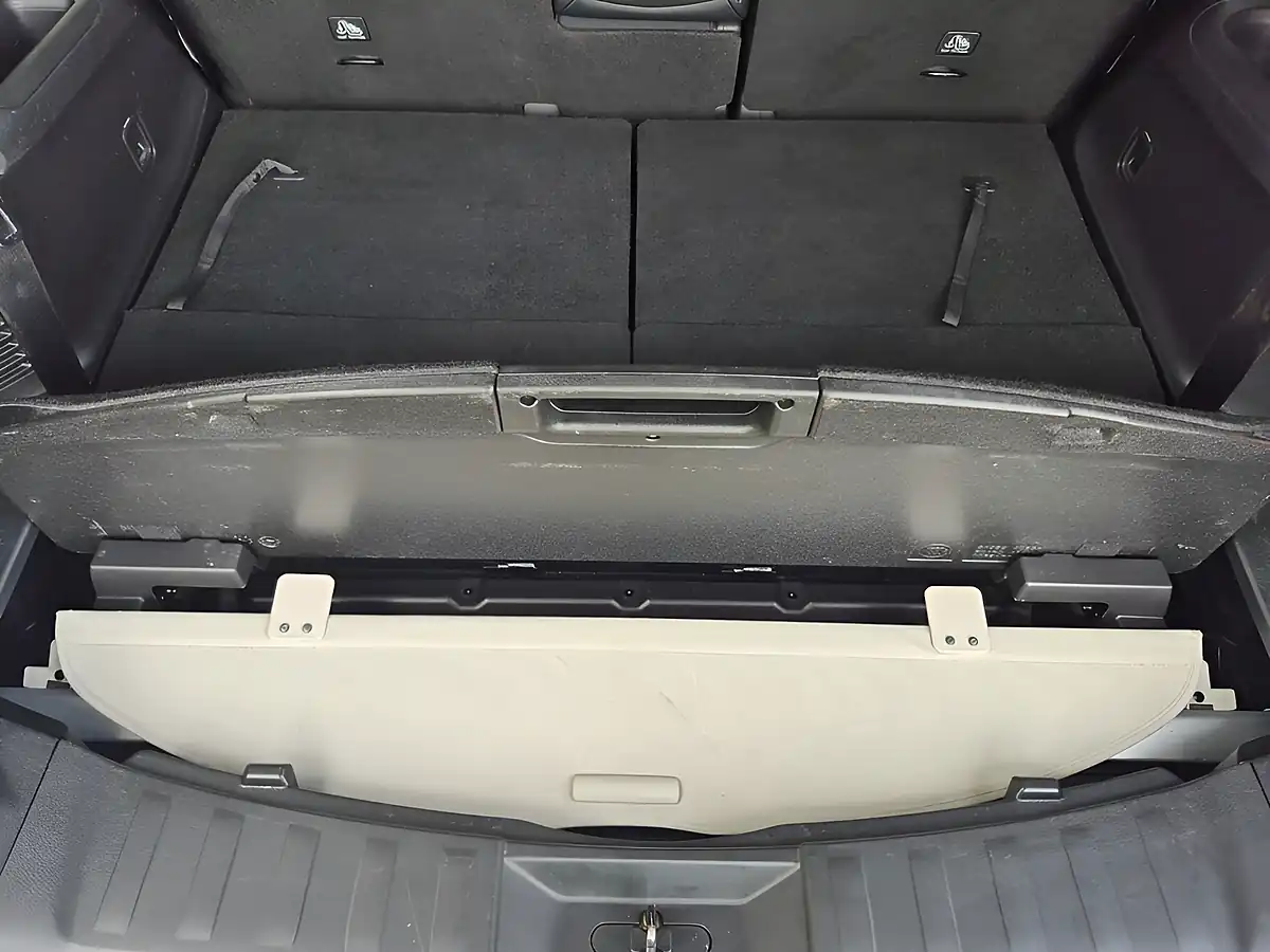 Used 2020 Nissan X-Trail Tekna Blue - Interior and Exterior details 14