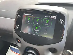 Used 2020 Peugeot 108 Active White - Interior and Exterior details 14