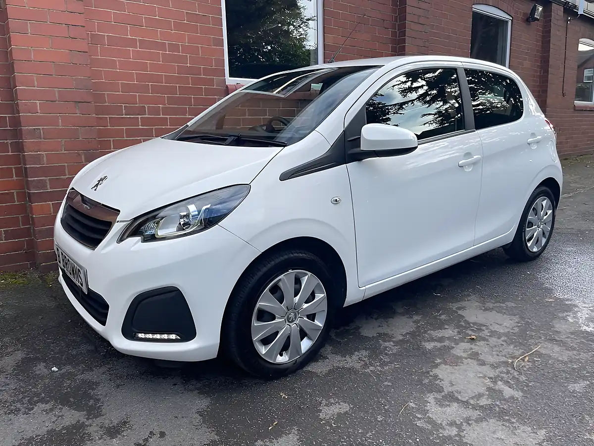 Used 2020 Peugeot 108 Active White - Interior and Exterior details 7