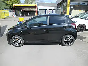 Used 2020 Peugeot 108 Allure Black - Interior and Exterior details 5