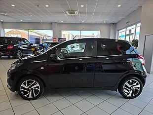 Used 2020 Peugeot 108 Allure Black - Interior and Exterior details 6
