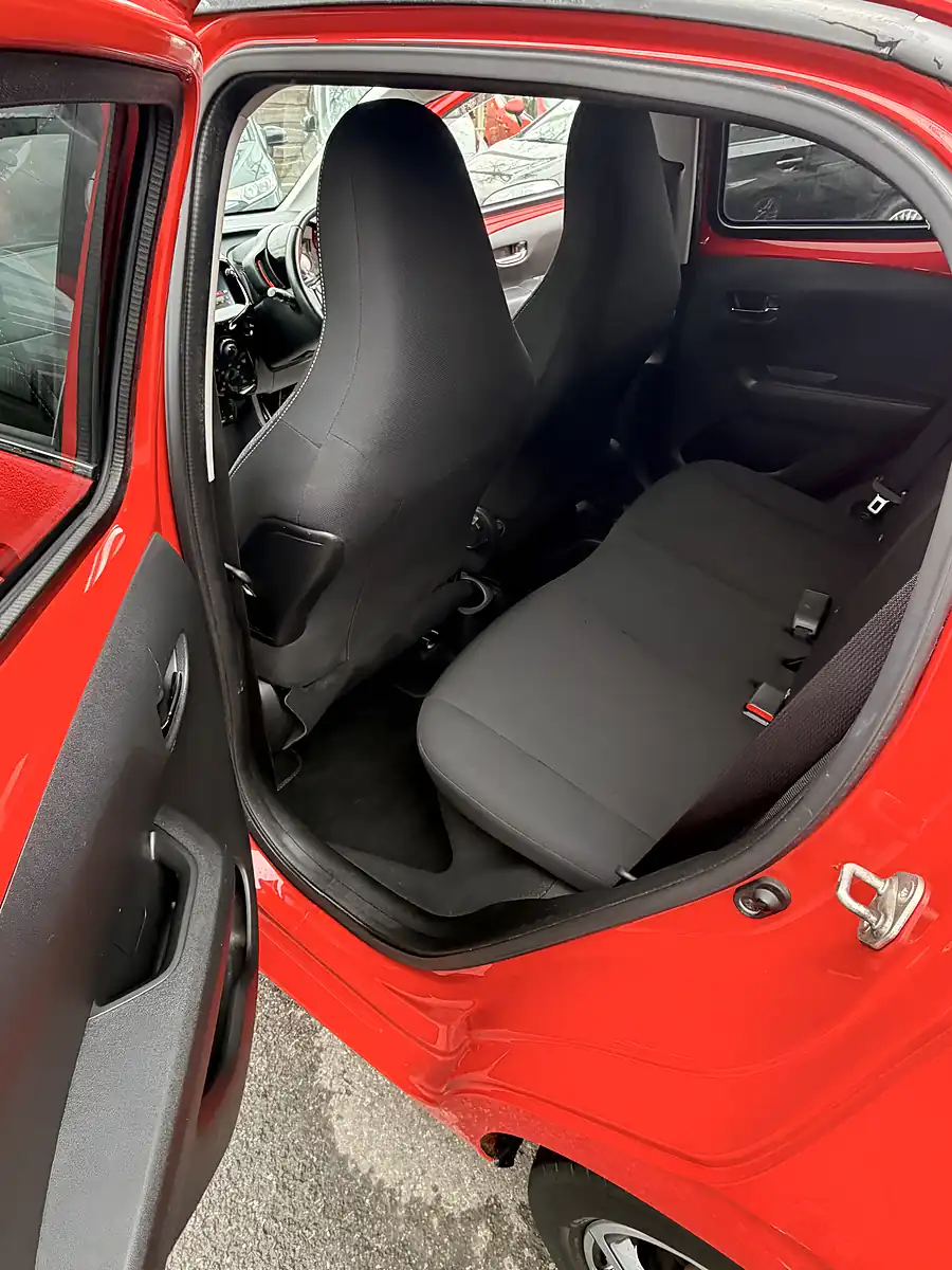 Used 2020 Peugeot 108 Allure Red - Interior and Exterior details 13