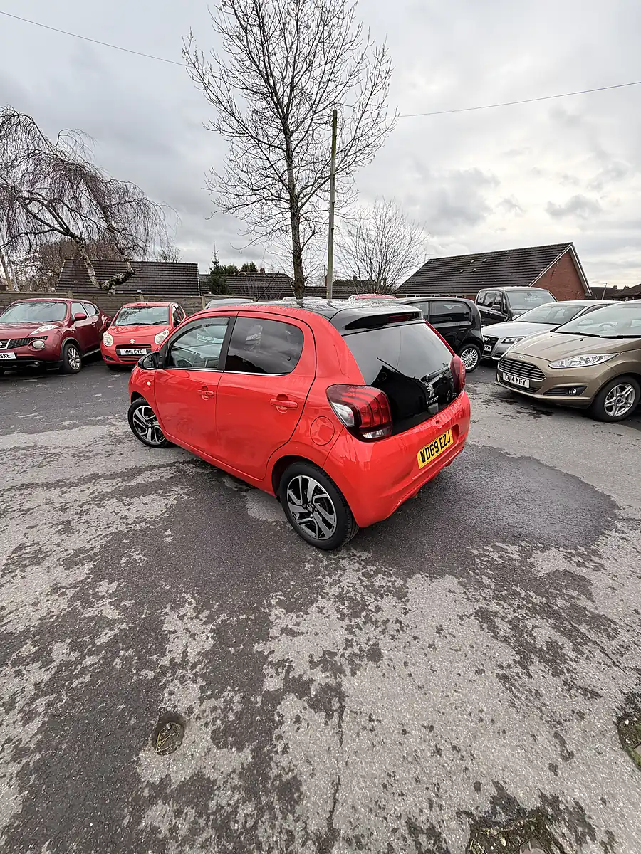 Used 2020 Peugeot 108 Allure Red - Interior and Exterior details 5