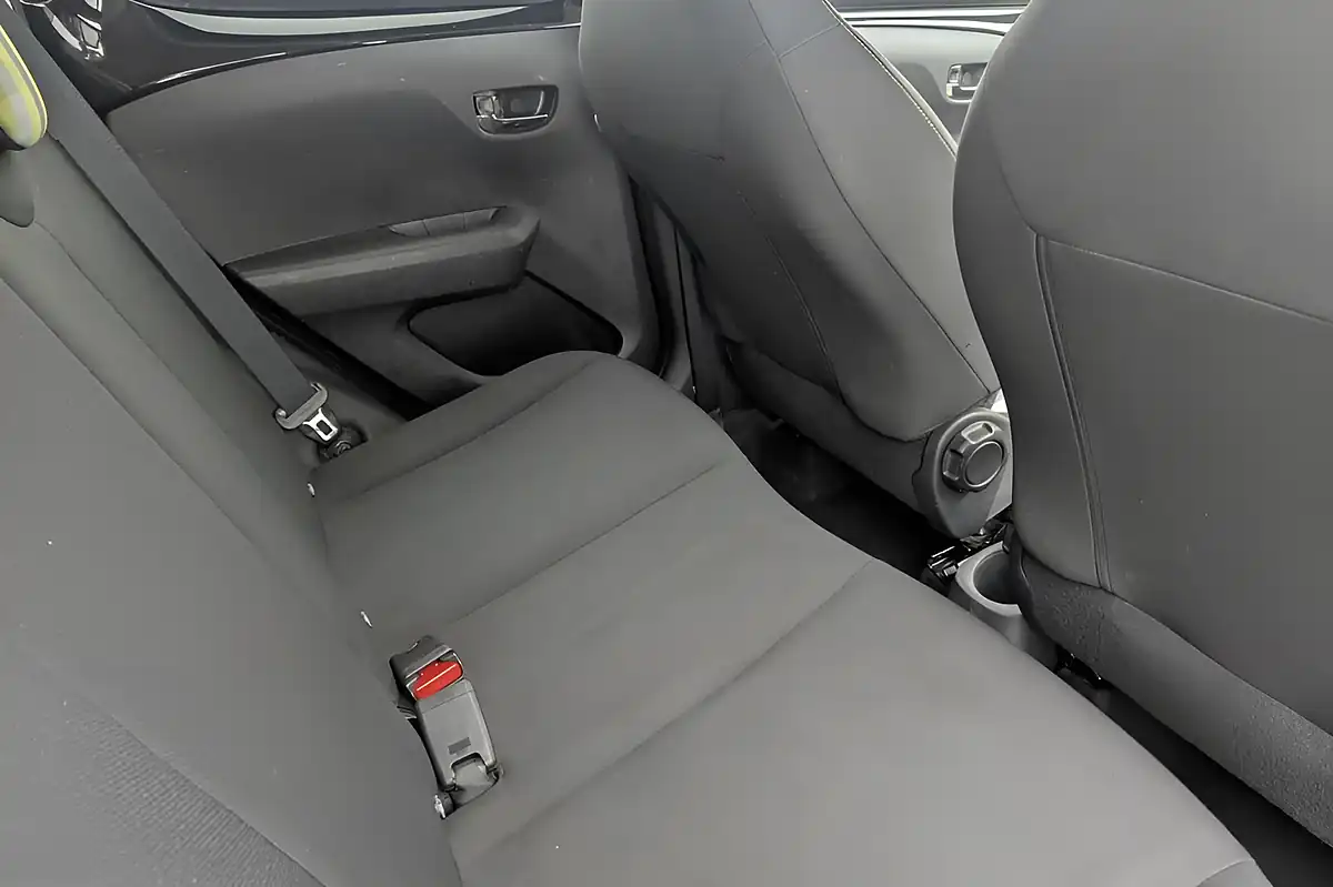 Used 2020 Peugeot 108 Collection Black - Interior and Exterior details 14