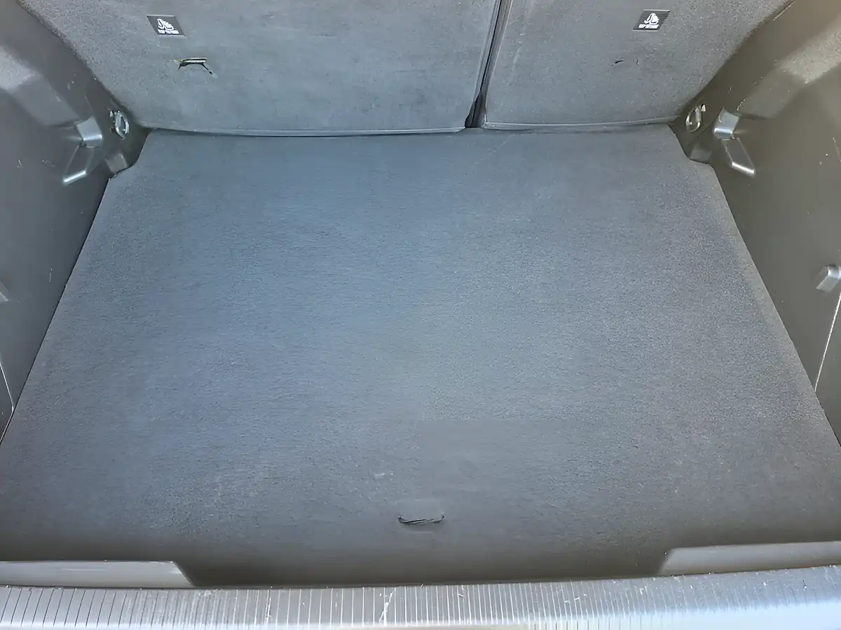 Used 2020 Peugeot 2008 Active Grey - Interior and Exterior details 13