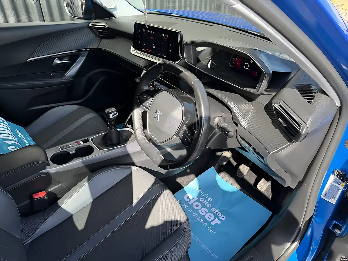 Used 2020 Peugeot 2008 Allure Blue - Interior and Exterior details 11