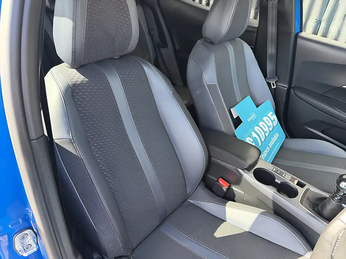 Used 2020 Peugeot 2008 Allure Blue - Interior and Exterior details 13