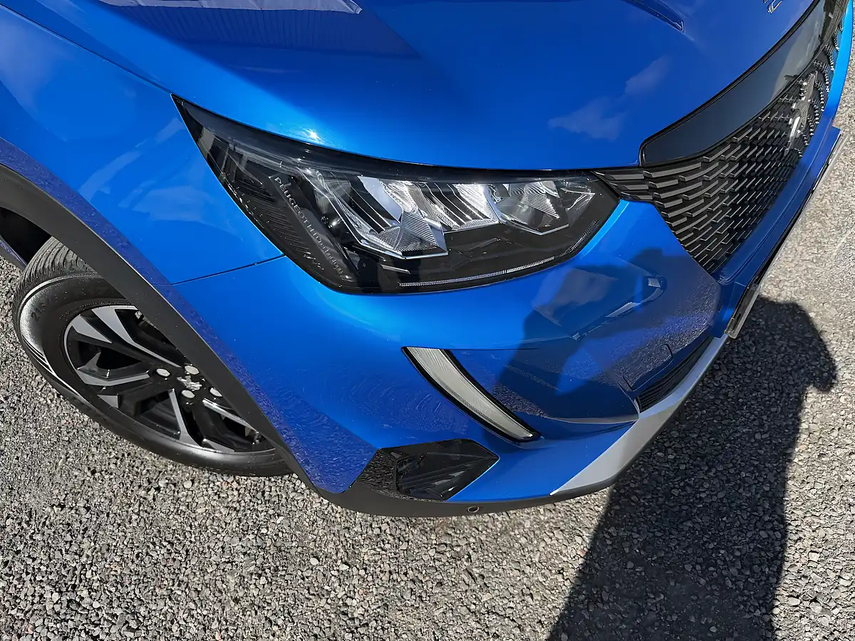 Used 2020 Peugeot 2008 Allure Blue - Interior and Exterior details 2