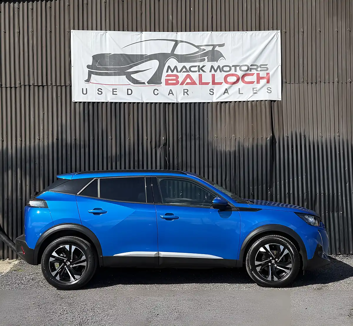 Used 2020 Peugeot 2008 Allure Blue - Interior and Exterior details 4