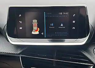 Used 2020 Peugeot 2008 Allure Orange - Interior and Exterior details 18