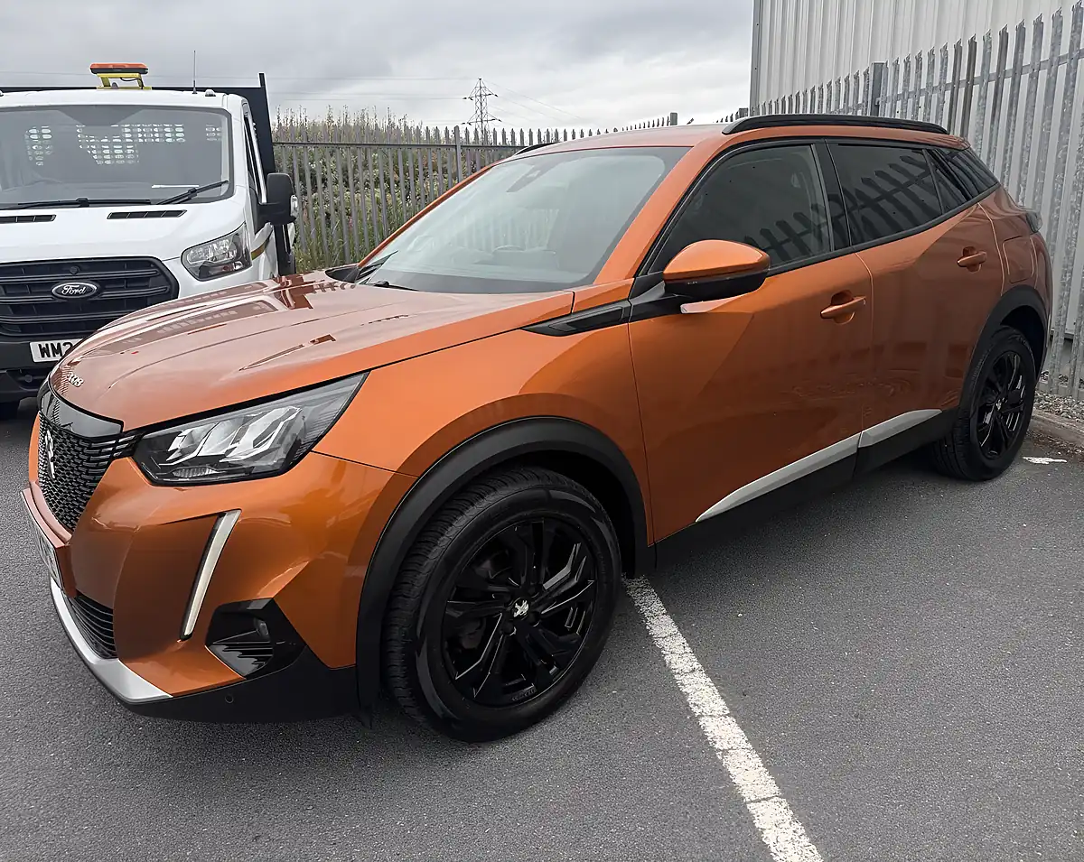 Used 2020 Peugeot 2008 Allure Orange - Interior and Exterior details 2