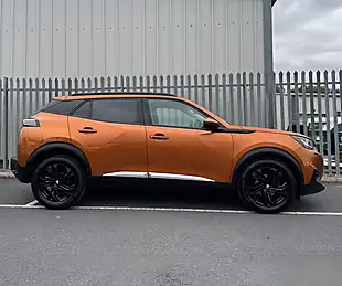 Used 2020 Peugeot 2008 Allure Orange - Interior and Exterior details 7