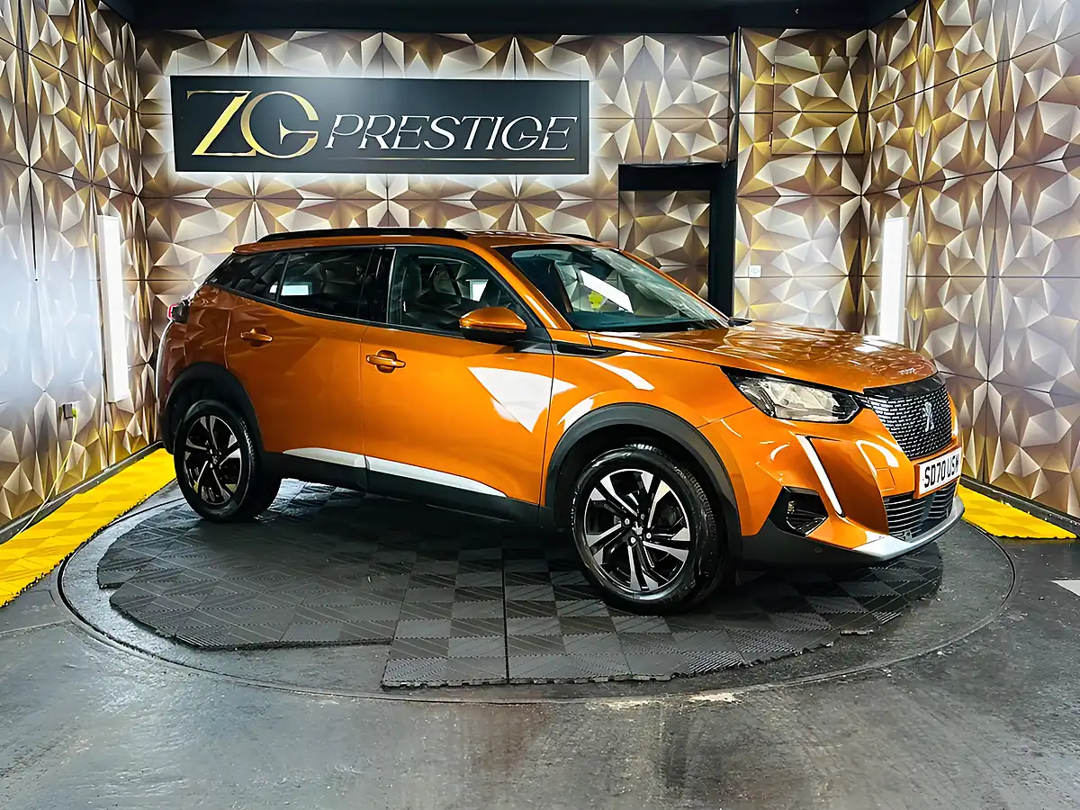 Used 2020 Peugeot 2008 Allure Premium Orange - Front View