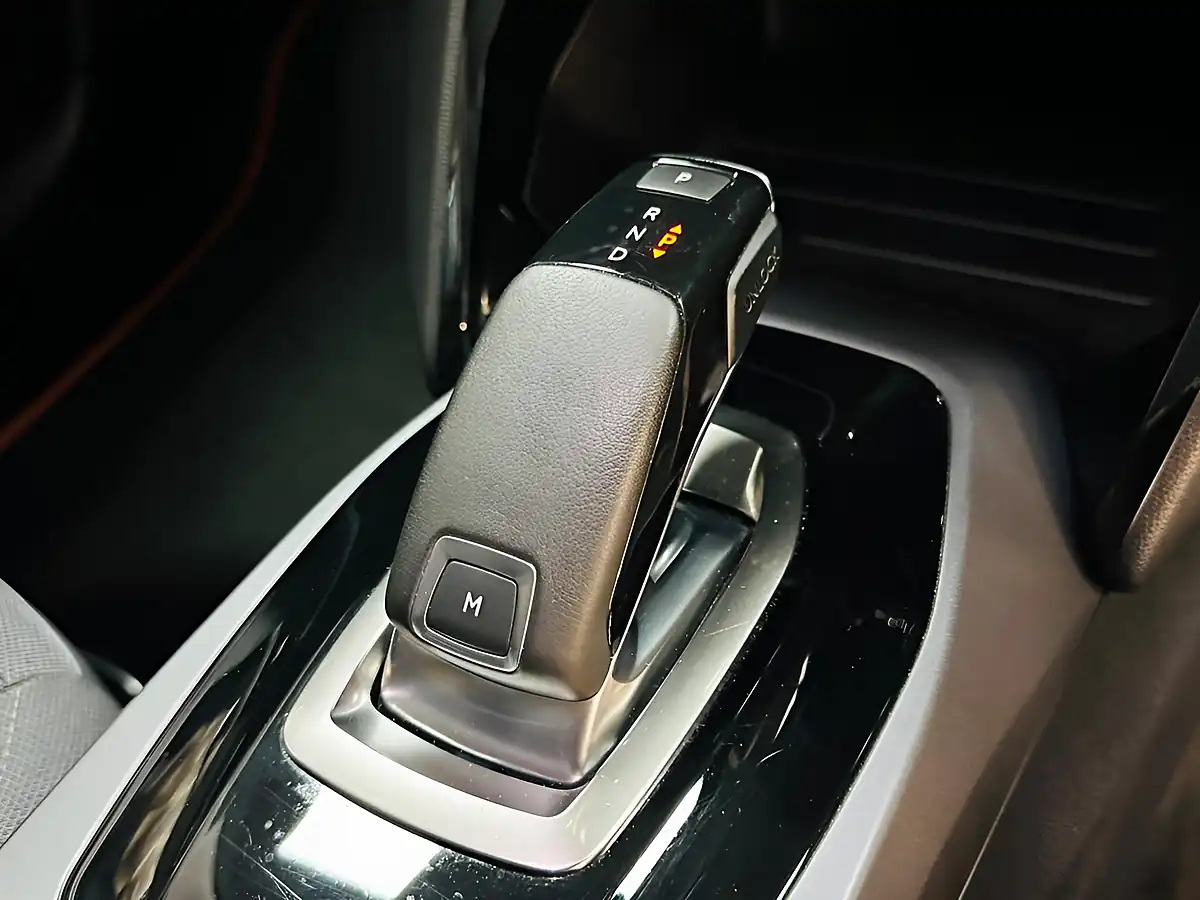 Used 2020 Peugeot 2008 Allure Premium Orange - Interior and Exterior details 19
