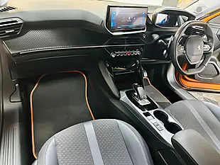 Used 2020 Peugeot 2008 Allure Premium Orange - Interior and Exterior details 5