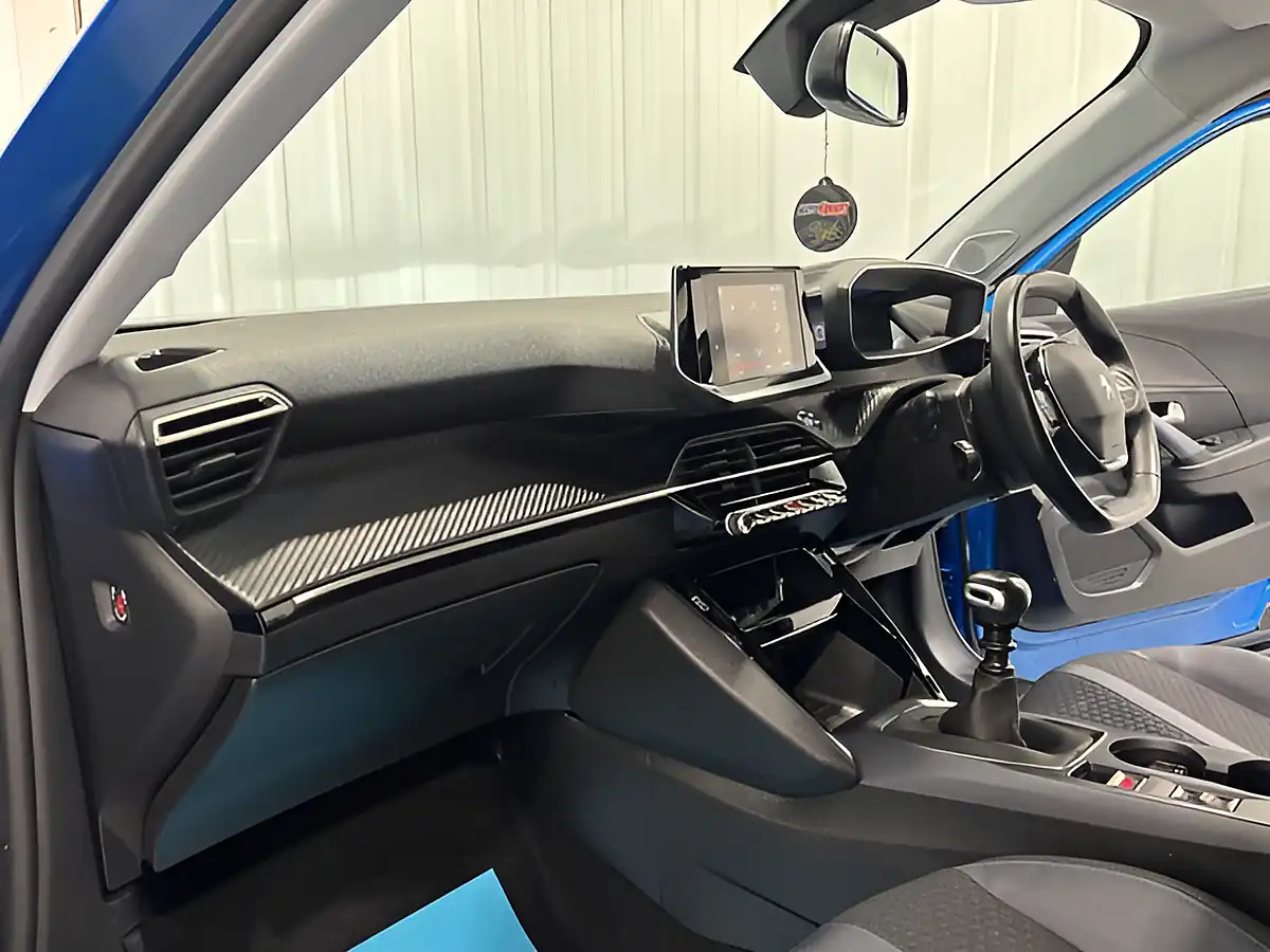 Used 2020 Peugeot 2008 Allure Vertigo Blue - Interior and Exterior details 11