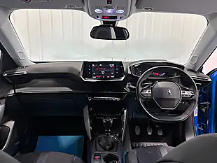 Used 2020 Peugeot 2008 Allure Vertigo Blue - Interior and Exterior details 18