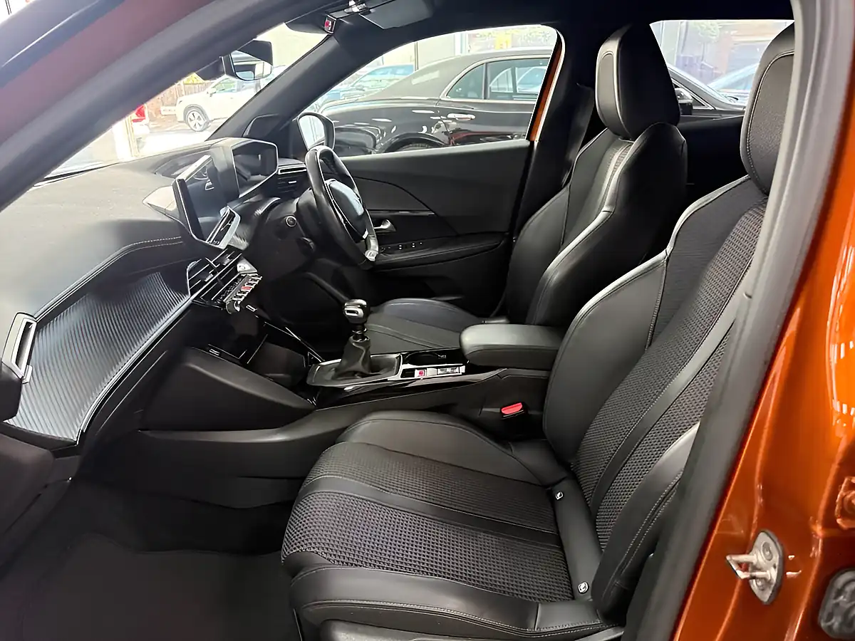 Used 2020 Peugeot 2008 GT Line Orange - Interior and Exterior details 11