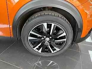 Used 2020 Peugeot 2008 GT Line Orange - Interior and Exterior details 14