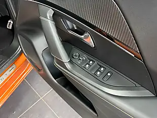 Used 2020 Peugeot 2008 GT Line Orange - Interior and Exterior details 15