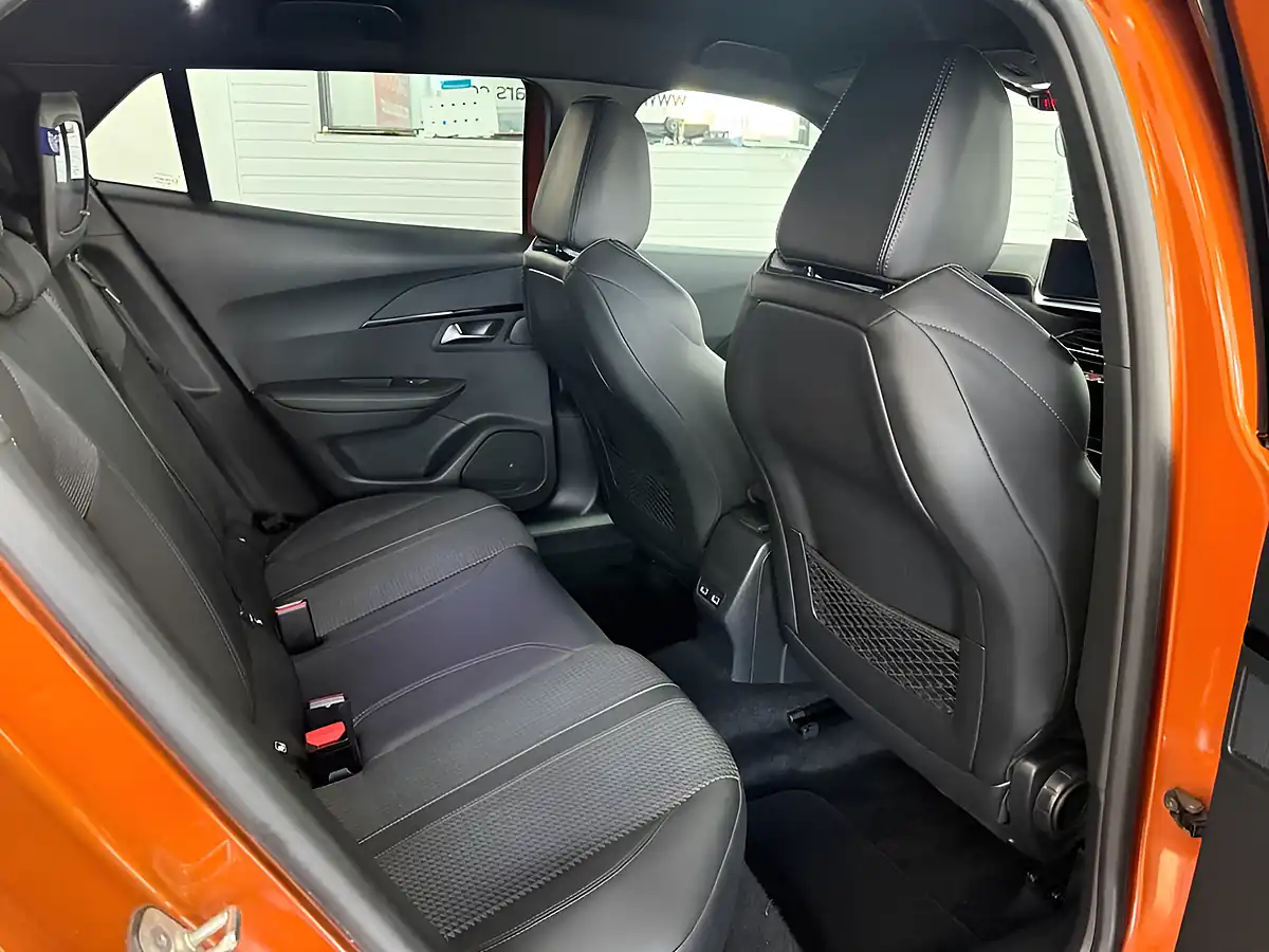 Used 2020 Peugeot 2008 GT Line Orange - Interior and Exterior details 4