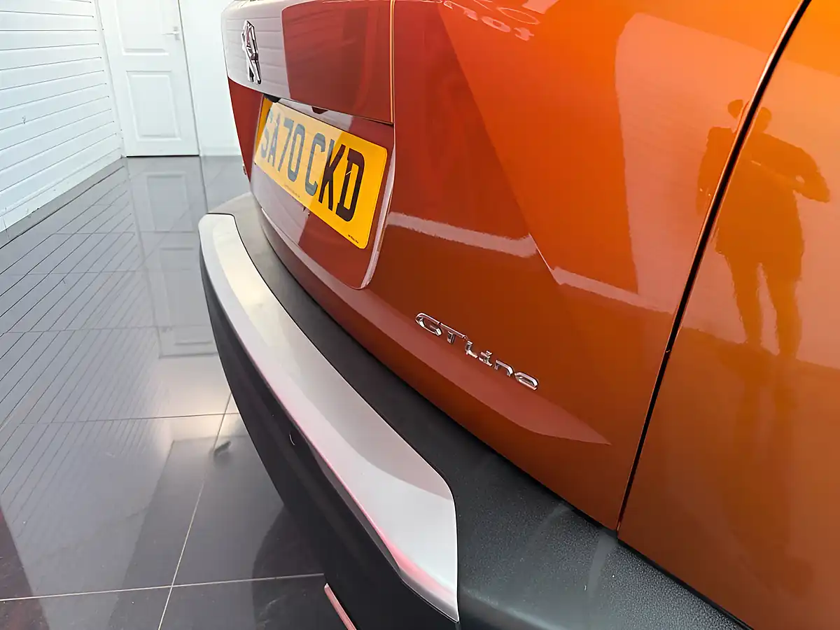 Used 2020 Peugeot 2008 GT Line Orange - Interior and Exterior details 8
