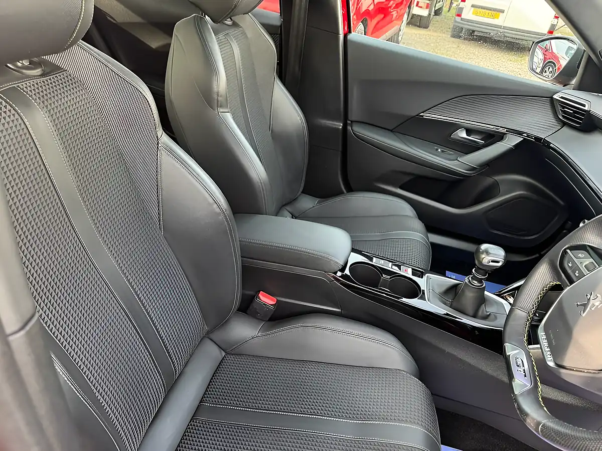 Used 2020 Peugeot 2008 GT Line Red - Interior and Exterior details 12