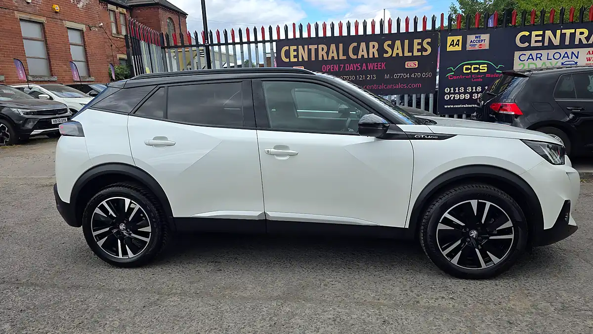 Used 2020 Peugeot 2008 GT Line White - Interior and Exterior details 6