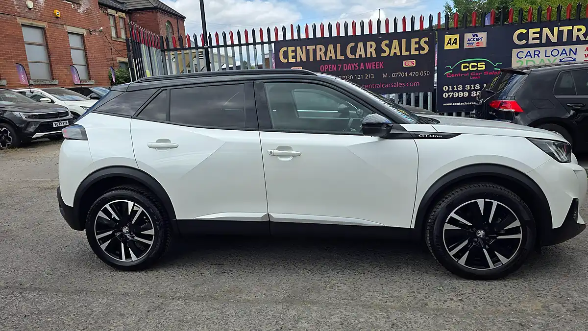 Used 2020 Peugeot 2008 GT Line White - Interior and Exterior details 7