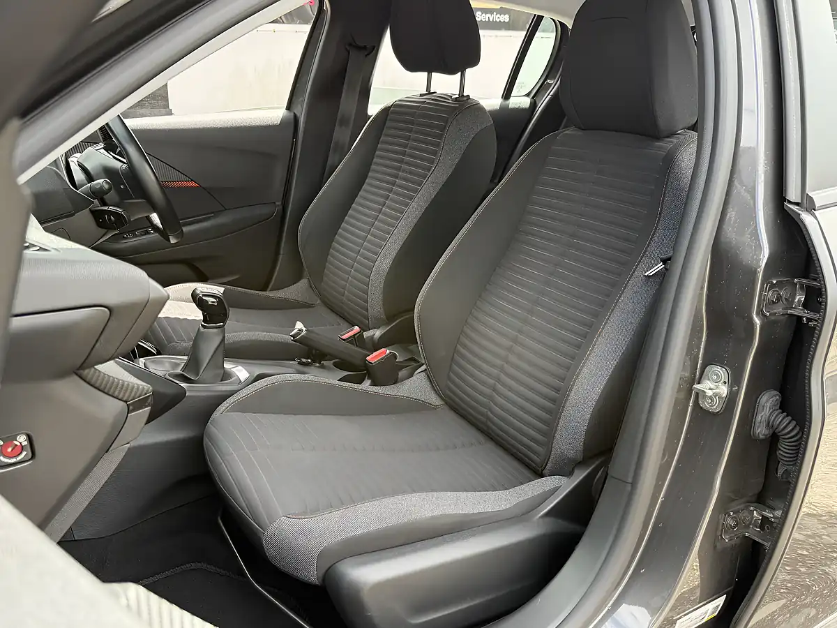 Used 2020 Peugeot 208 Active Grey - Interior and Exterior details 13