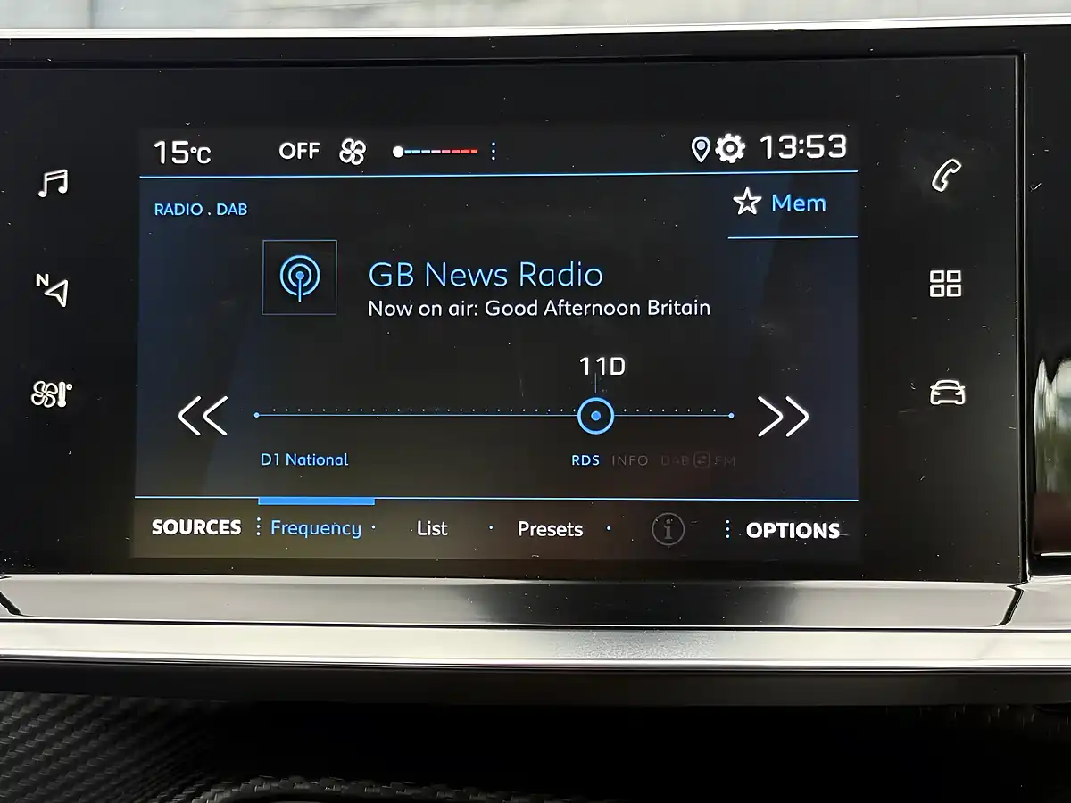 Used 2020 Peugeot 208 Active Grey - Interior and Exterior details 19