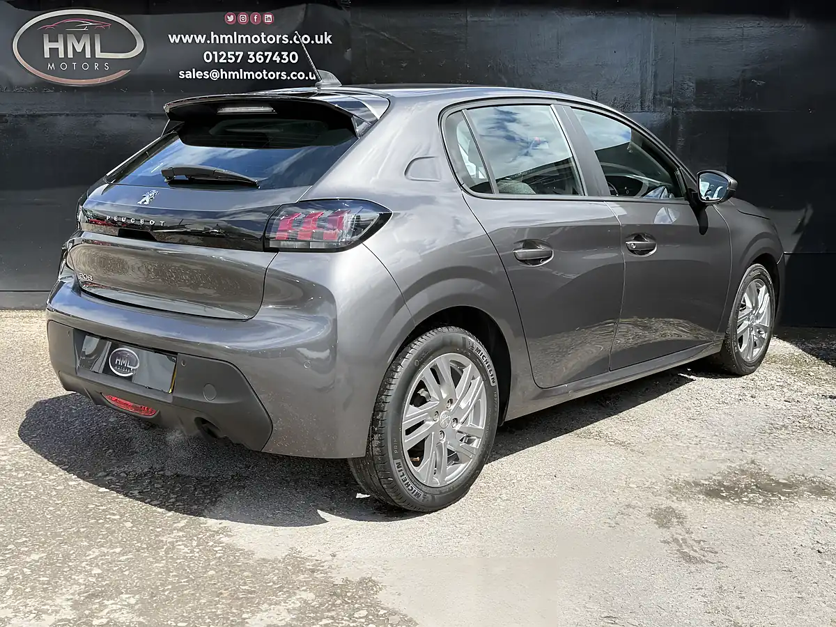 Used 2020 Peugeot 208 Active Grey - Interior and Exterior details 8