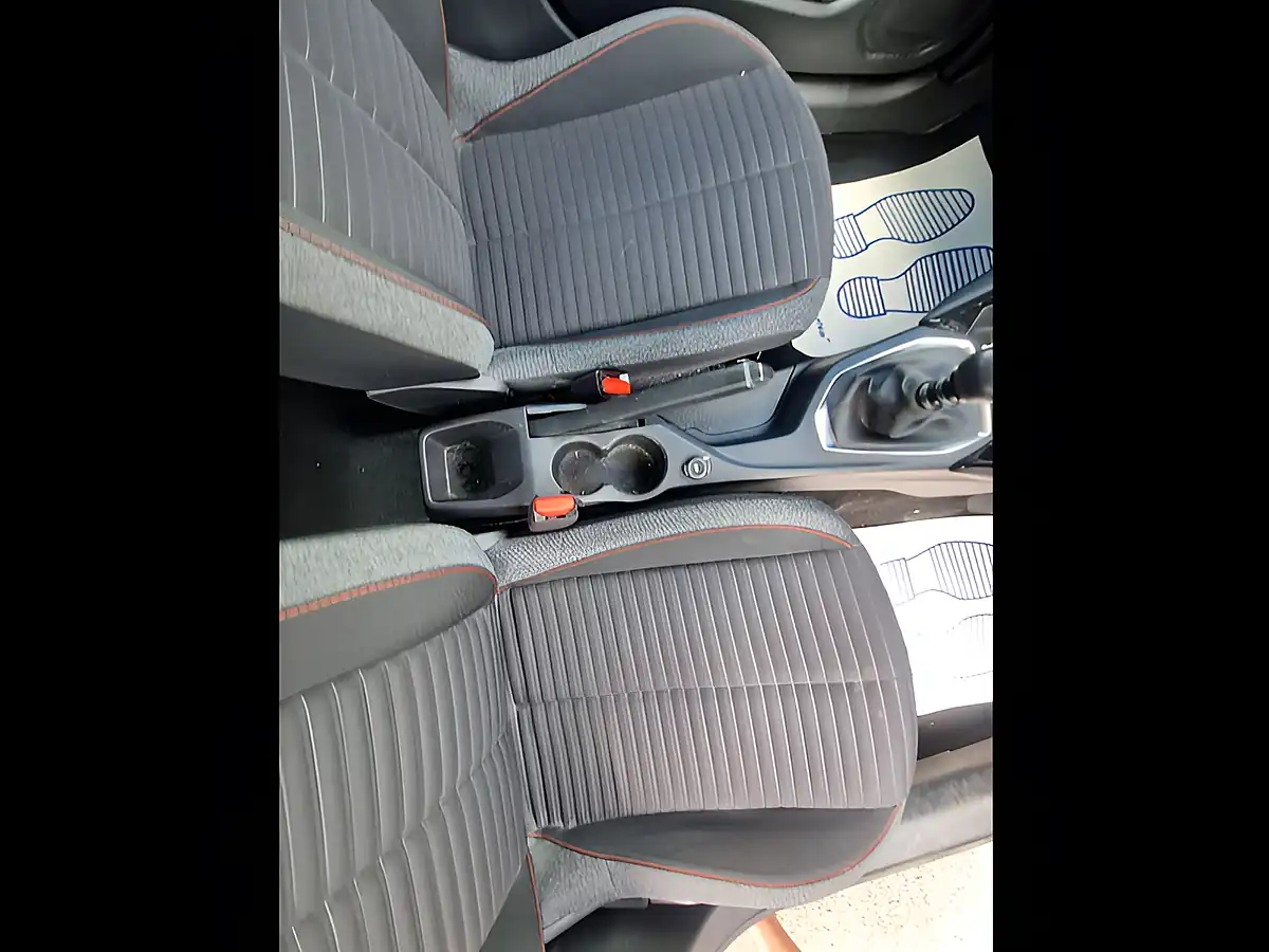 Used 2020 Peugeot 208 Active Yellow - Interior and Exterior details 14
