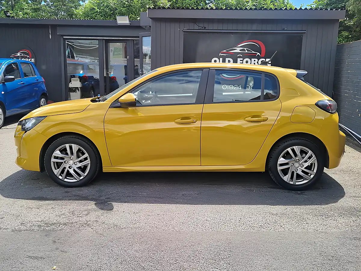 Used 2020 Peugeot 208 Active Yellow - Interior and Exterior details 6